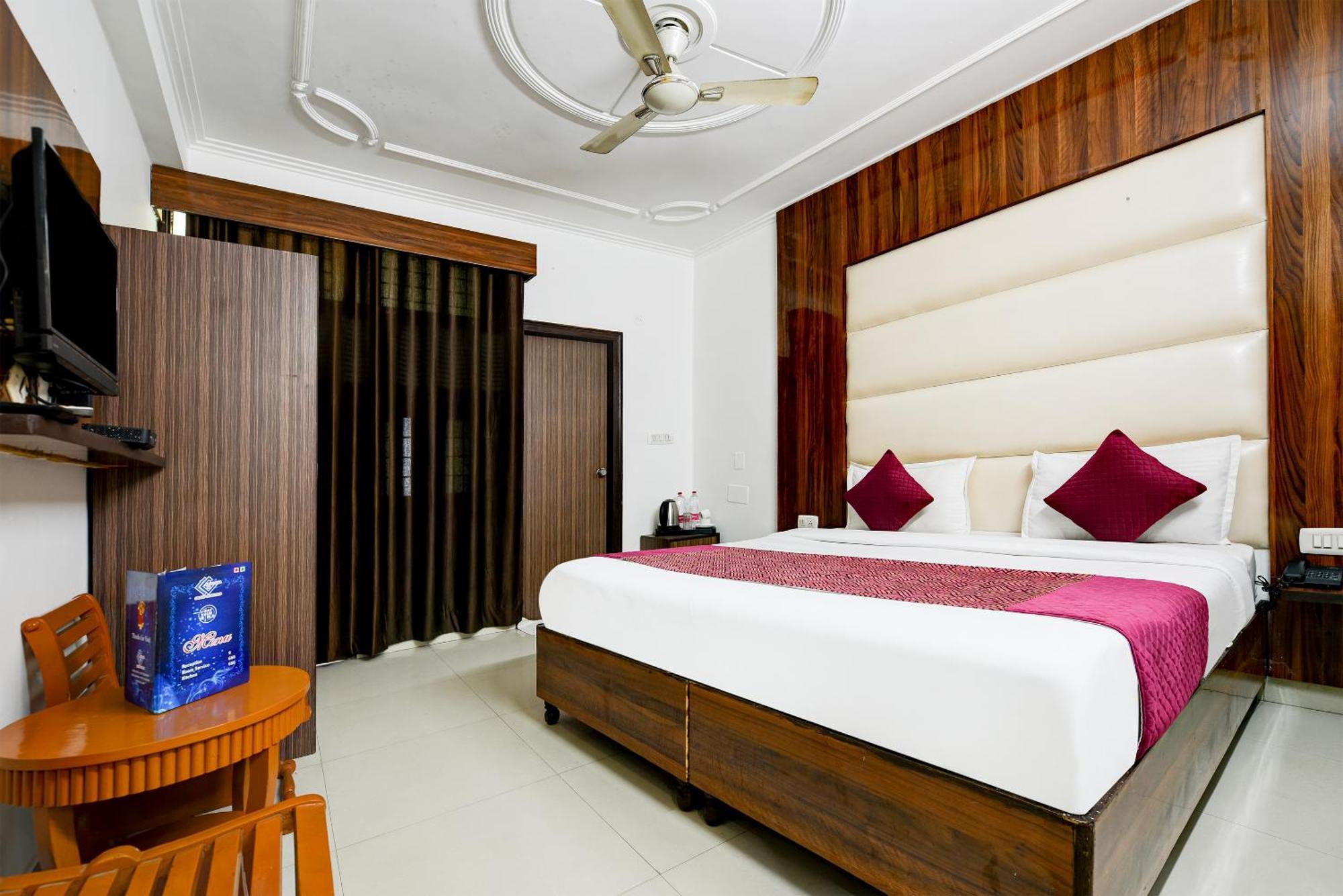 Airport Hotel Kiara - New Delhi Airport Exterior foto