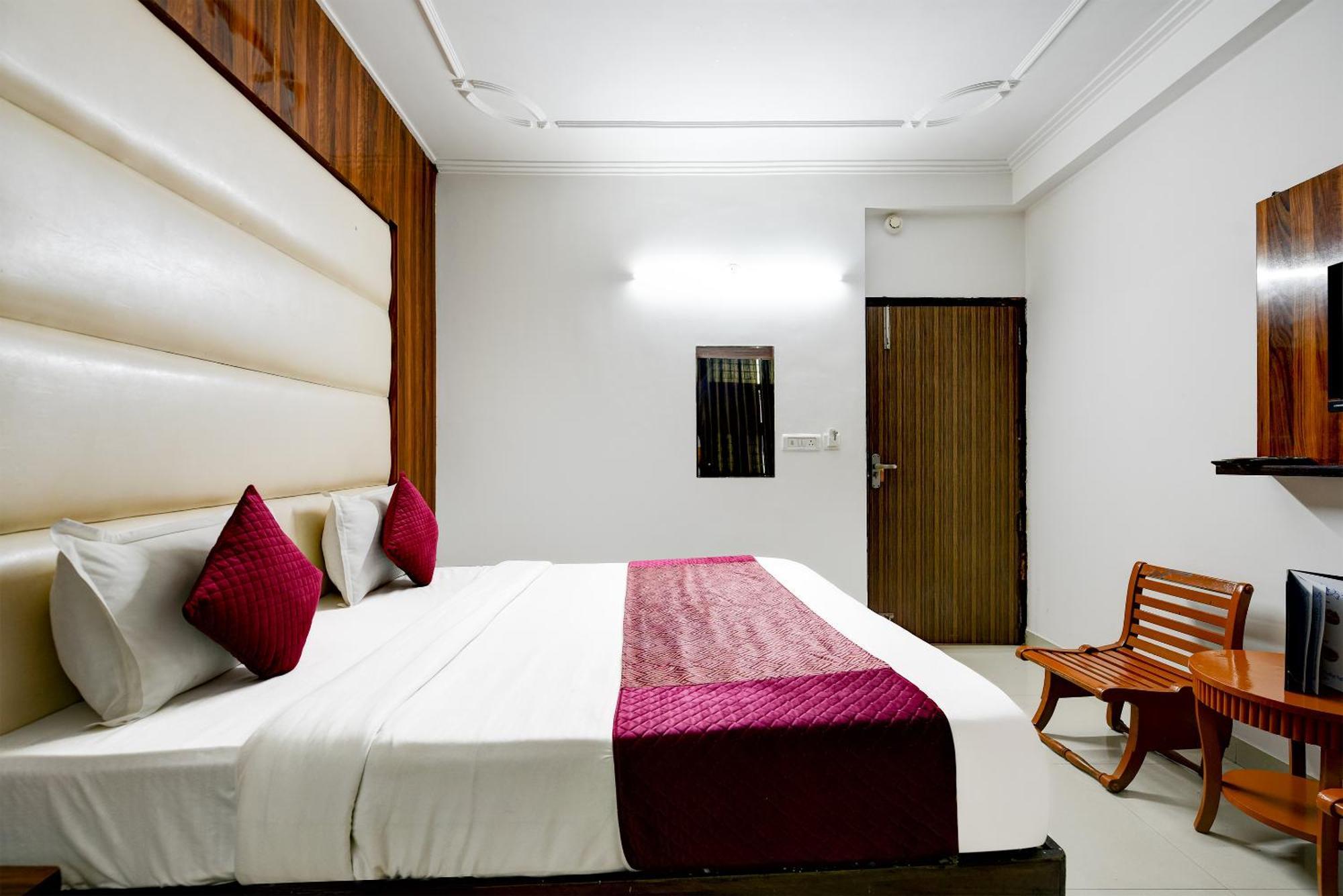 Airport Hotel Kiara - New Delhi Airport Exterior foto