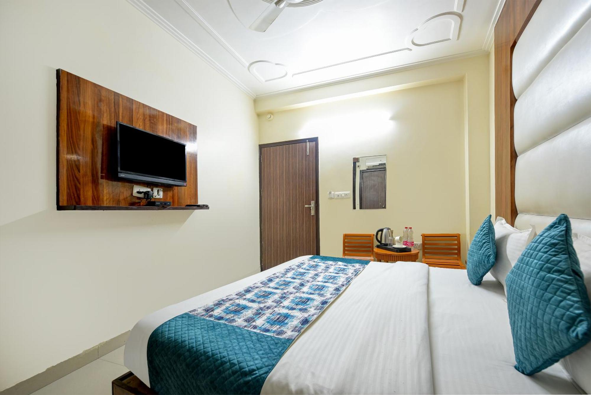 Airport Hotel Kiara - New Delhi Airport Exterior foto
